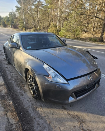 Nissan 370 Z cena 49999 przebieg: 42500, rok produkcji 2016 z Radzymin małe 79